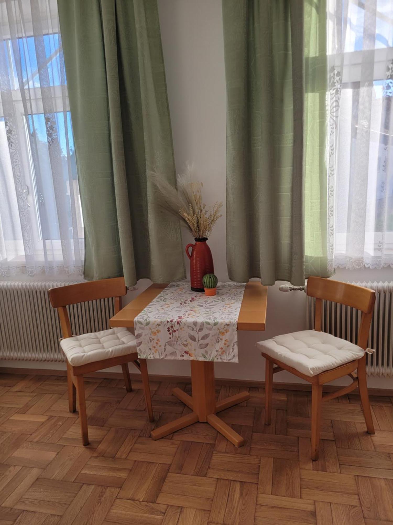 Hotel Arkadenhof Kurtz à Markt Allhau Extérieur photo